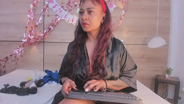 martina touss online show from 02.13.26