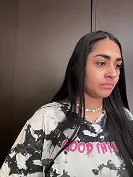 Charlotte cute18 online show from 12.13.24