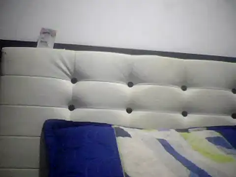 Charlotte cute18 online show from 12.16.24