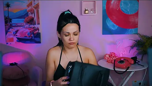 KarolinaRobinson online show from 12.05.24