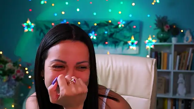 KarolinaRobinson online show from 12.14.24