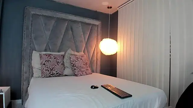 Snapshot of Hotsamantamature chatting on 01.28.25 Hotsamantamature online show from 01.28.25