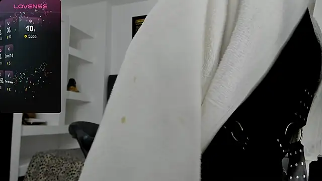 MattRodriguez9 online show from 03.21.25