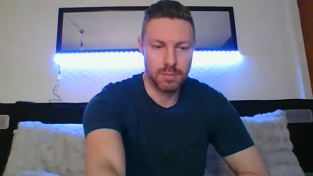 Snapshot of Fit4fun24 chatting on 03.16.26 Fit4fun24 online show from 03.16.26