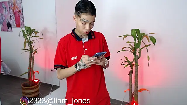 Jonesliam23 online show from 12.06.24