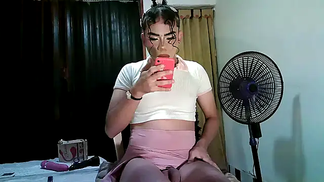 kimmiemm online show from 10.16.25