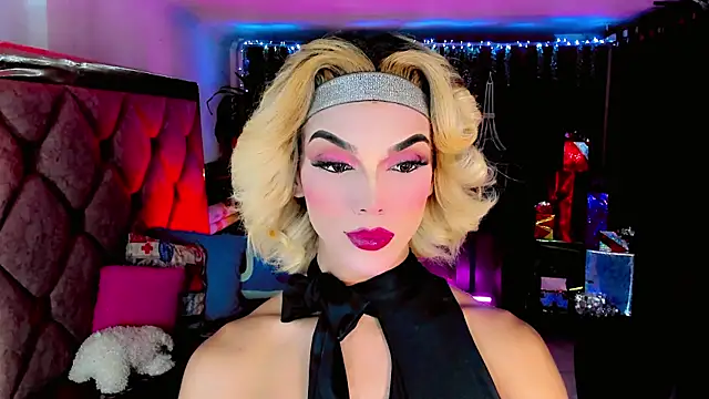 the-horus-girl online show from 12.20.25