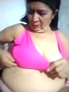 Snapshot of naysi chatting on 03.08.25 naysi online show from 03.08.25