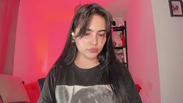 Snapshot of sol__angel chatting on 02.24.25 sol angel online show from 02.24.25