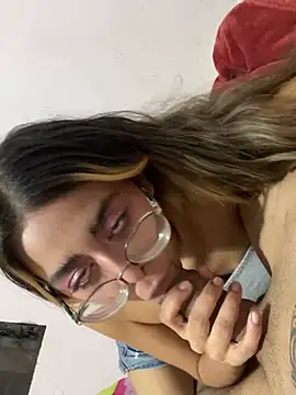 Snapshot of Nenitalinda69 chatting on 12.31.24 Nenitalinda69 online show from 12.31.24