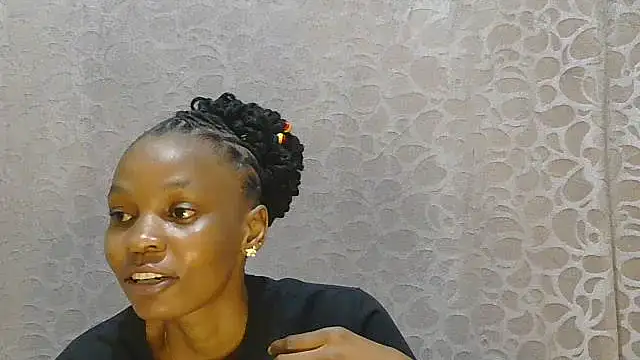Snapshot of slim_girl02 chatting on 06.04.26 slim girl02 online show from 06.04.26