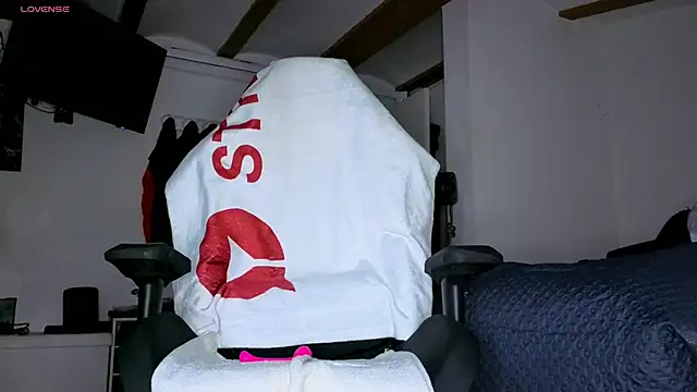 alicantino841 online show from 02.21.25