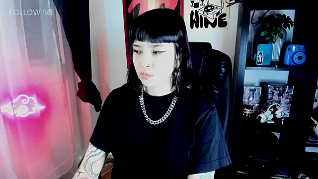 Demongirl6666 online show from 03.12.26