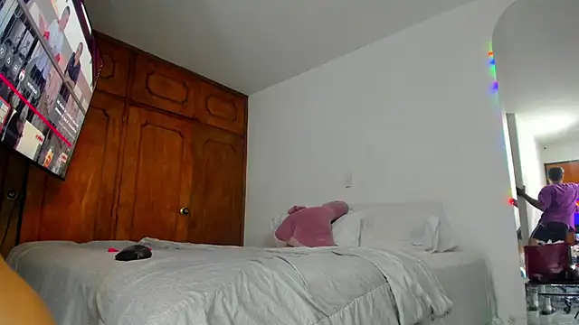 Jordyrodriiguez online show from 02.20.25