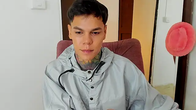 Jordyrodriiguez online show from 10.27.25