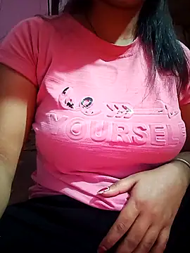 Snapshot of Bittu-rani chatting on 01.23.25 Bittu-rani online show from 01.23.25
