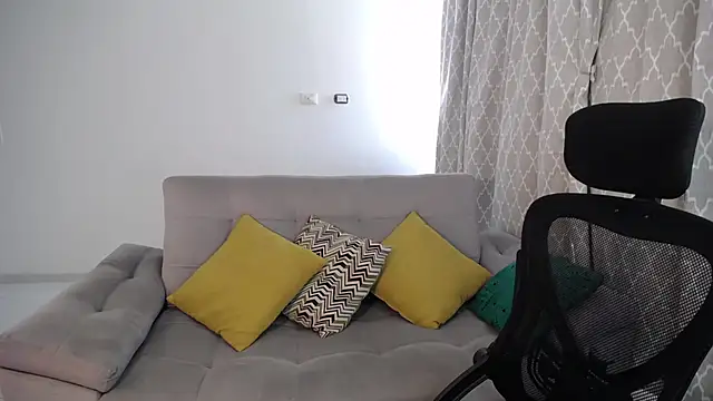 Liissa cute  online show from 02.06.25