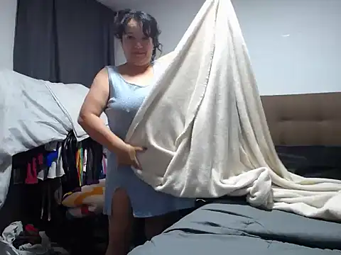 Sweeetness Milf online show from 01.16.25