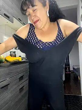 Sweeetness Milf online show from 10.31.25