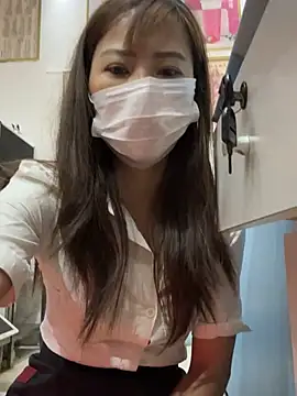 Snapshot of andii-1 chatting on 01.11.26 andii-1 online show from 01.11.26