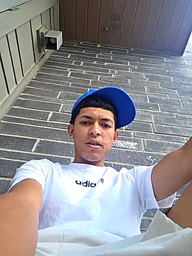 Snapshot of Yoko0381 chatting on 10.03.25 Yoko0381 online show from 10.03.25