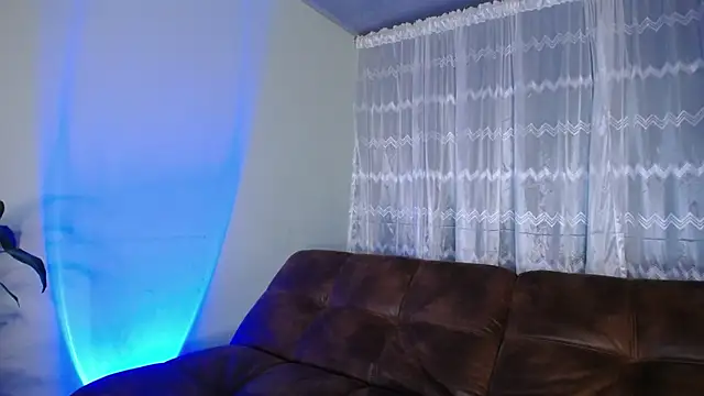 Snapshot of peyton_golden1 chatting on 03.20.25 peyton golden1 online show from 03.20.25