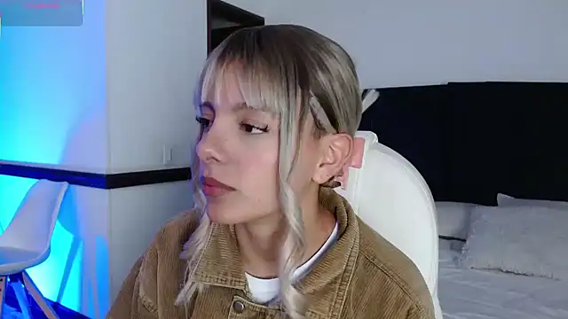 peyton golden1 online show from 03.05.26