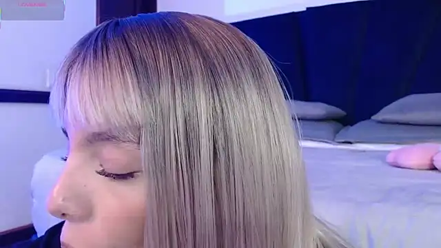 peyton golden1 online show from 03.18.26