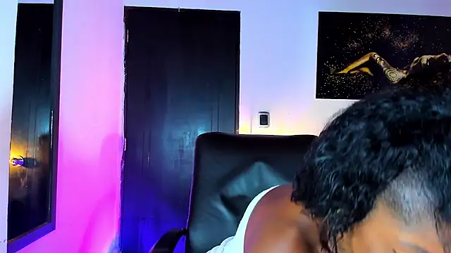 KimberlyBanks2 online show from 01.30.25