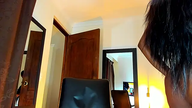 KimberlyBanks2 online show from 09.18.25