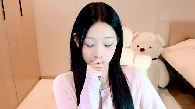 Xueb J online show from 12.07.24