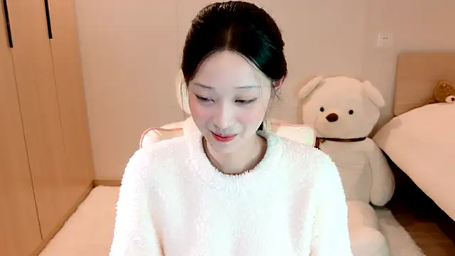 Xueb J online show from 12.12.24