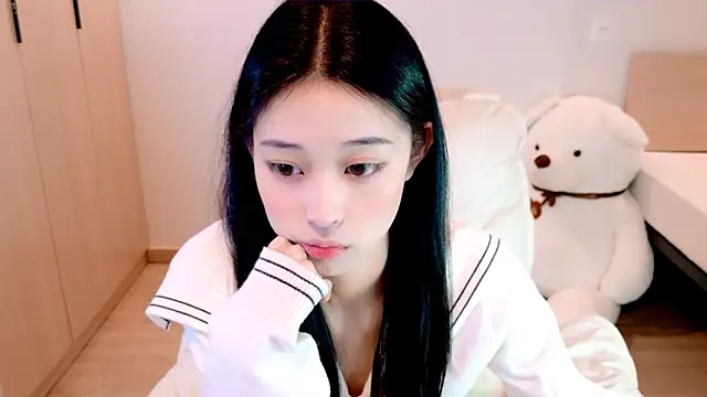 Xueb J online show from 12.20.25