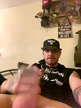 Snapshot of CityBoy75211 chatting on 09.23.25 CityBoy75211 online show from 09.23.25