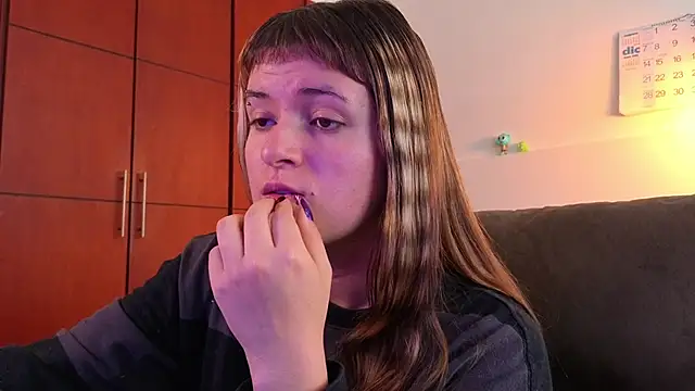 NEXT DOOR GIRL  online show from 12.14.25