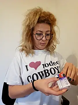 Selenna emma online show from 11.05.25