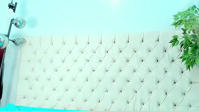 Briyit Doll online show from 12.20.24