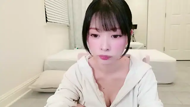 Snapshot of dalichuru chatting on 02.20.26 dalichuru online show from 02.20.26