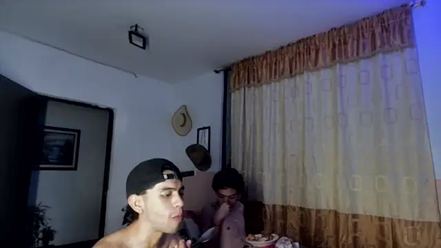 sweet tippot online show from 01.30.25