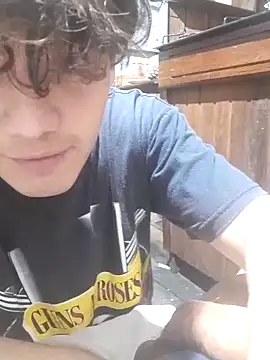 Snapshot of pedrodavid_ chatting on 09.19.25 pedrodavid  online show from 09.19.25