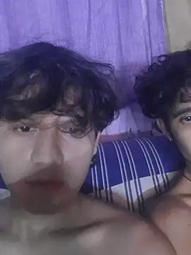 Snapshot of pedrodavid_ chatting on 11.11.25 pedrodavid online show from 11.11.25