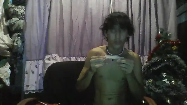 Snapshot of pedrodavid_ chatting on 11.19.25 pedrodavid online show from 11.19.25