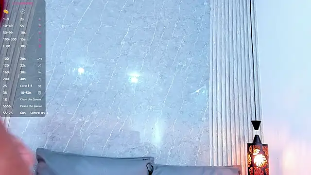 Snapshot of Sophiee_Velvet chatting on 01.20.25 Sophiee Velvet online show from 01.20.25