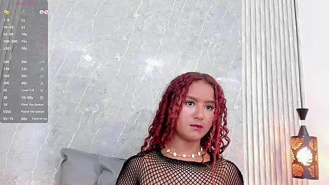 Snapshot of Sophiee_Velvet chatting on 03.07.25 Sophiee Velvet online show from 03.07.25