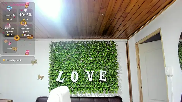 Enma  clark online show from 01.30.25