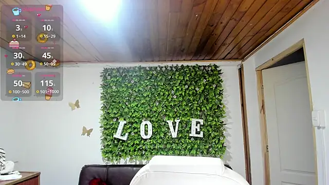 Enma  clark online show from 02.04.25