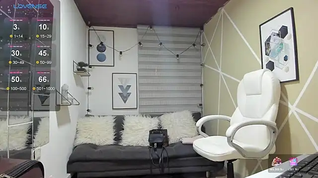 Enma  clark online show from 03.09.26