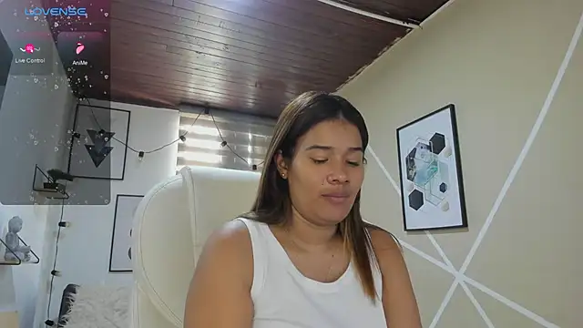 Snapshot of Enma__clark chatting on 06.11.26 Enma clark online show from 06.11.26