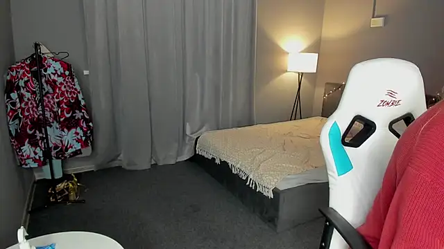 Vanessa Walters online show from 02.03.25