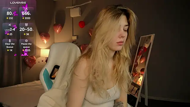 Vanessa Walters online show from 03.06.25